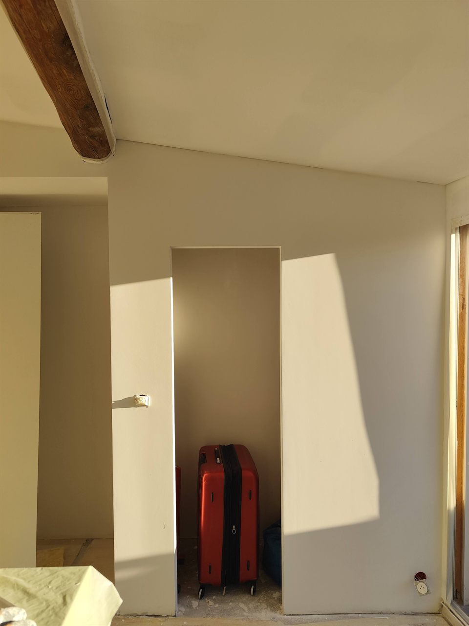 Chantier de rénovation placo et éclairage à Pérols — photo 3 sur 11