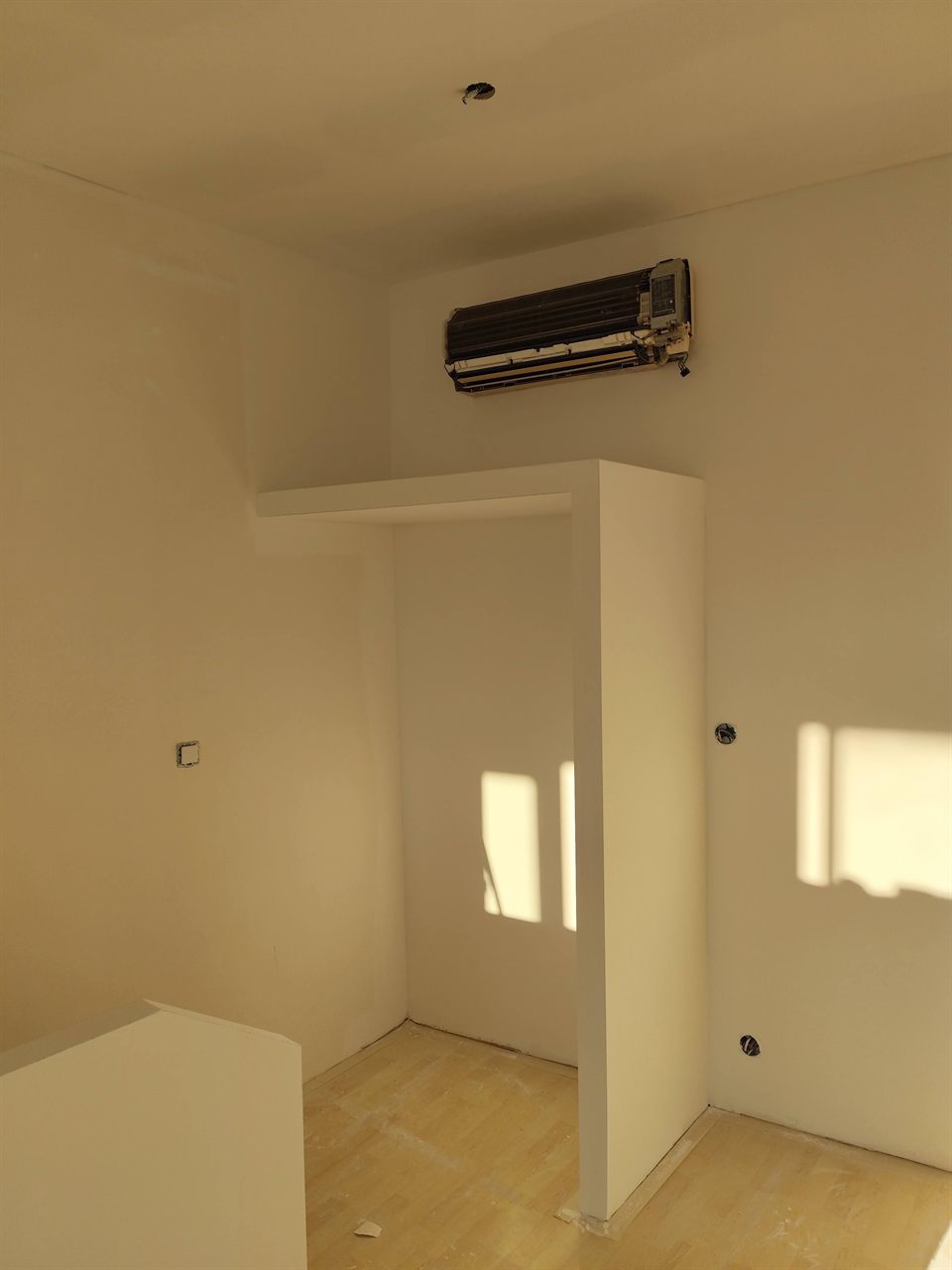 Chantier de rénovation placo et éclairage à Pérols — photo 5 sur 11